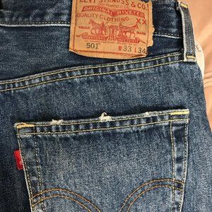 MENDED! Levi's 501s 33x34